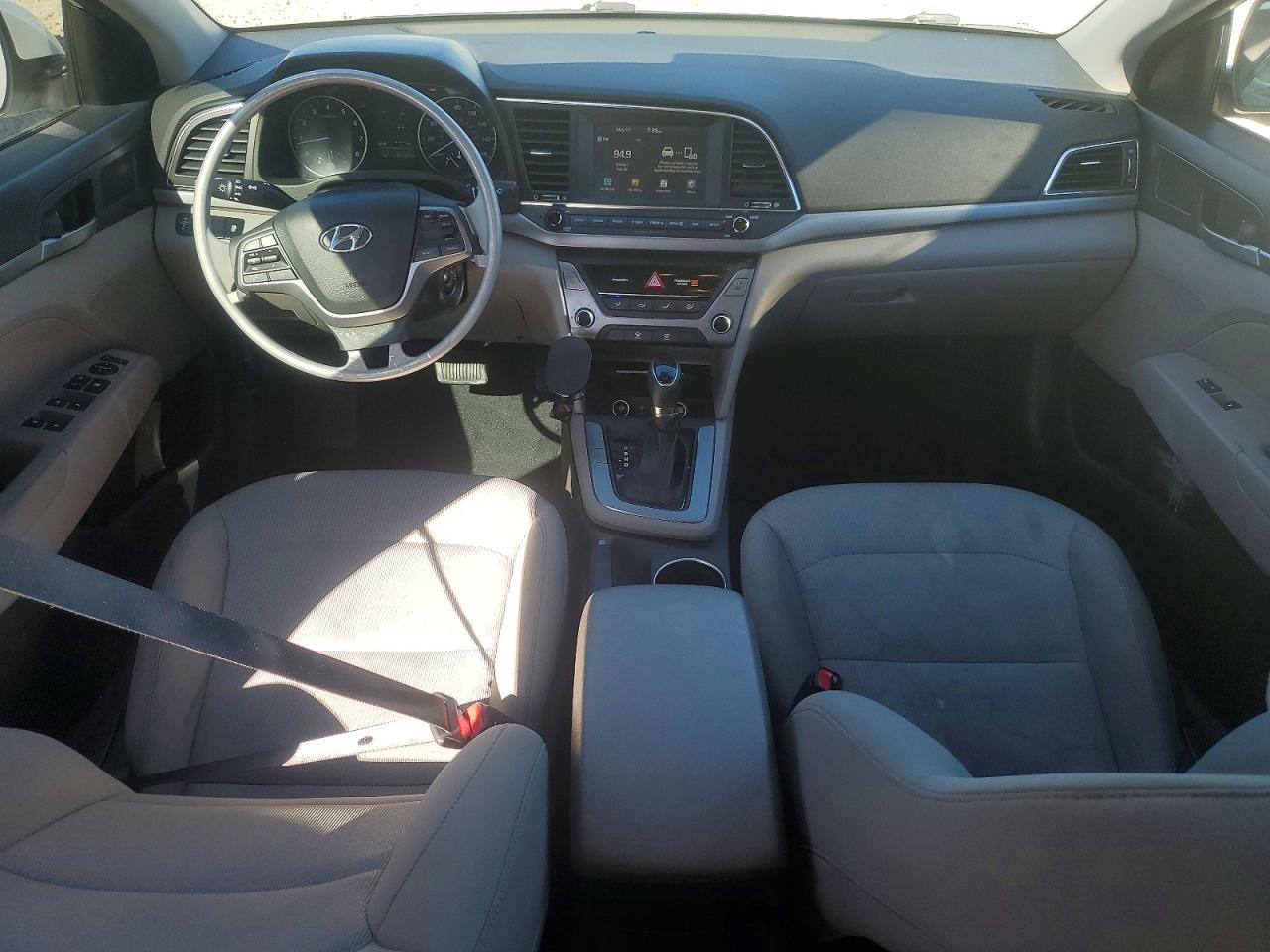 2017 HYUNDAI ELANTRA SE photo 15