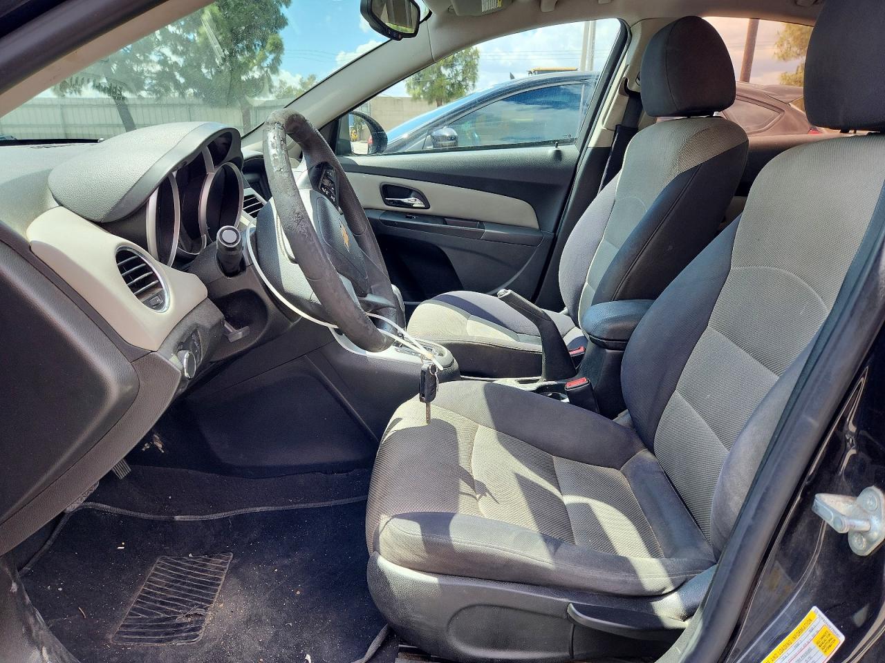 2014 CHEVROLET CRUZE LS photo 13