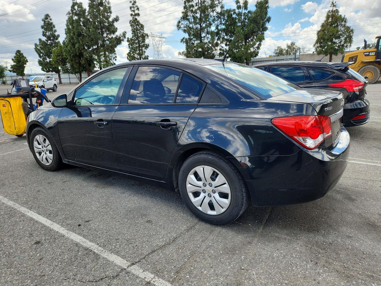 2014 CHEVROLET CRUZE LS photo 3