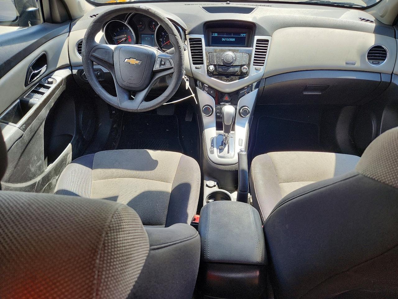2014 CHEVROLET CRUZE LS photo 15