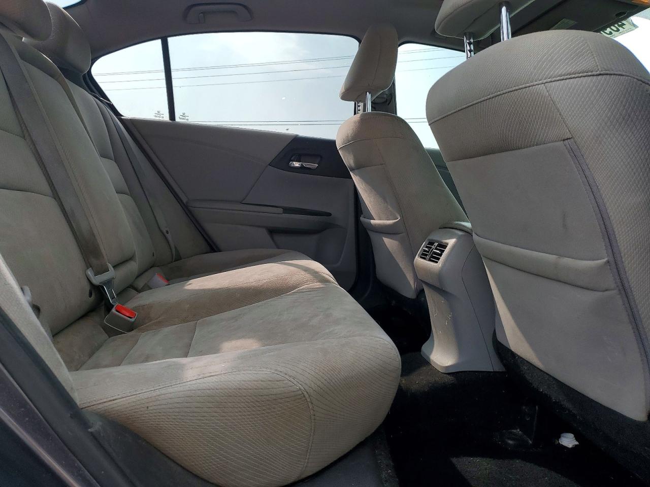 2017 HONDA ACCORD EX photo 10