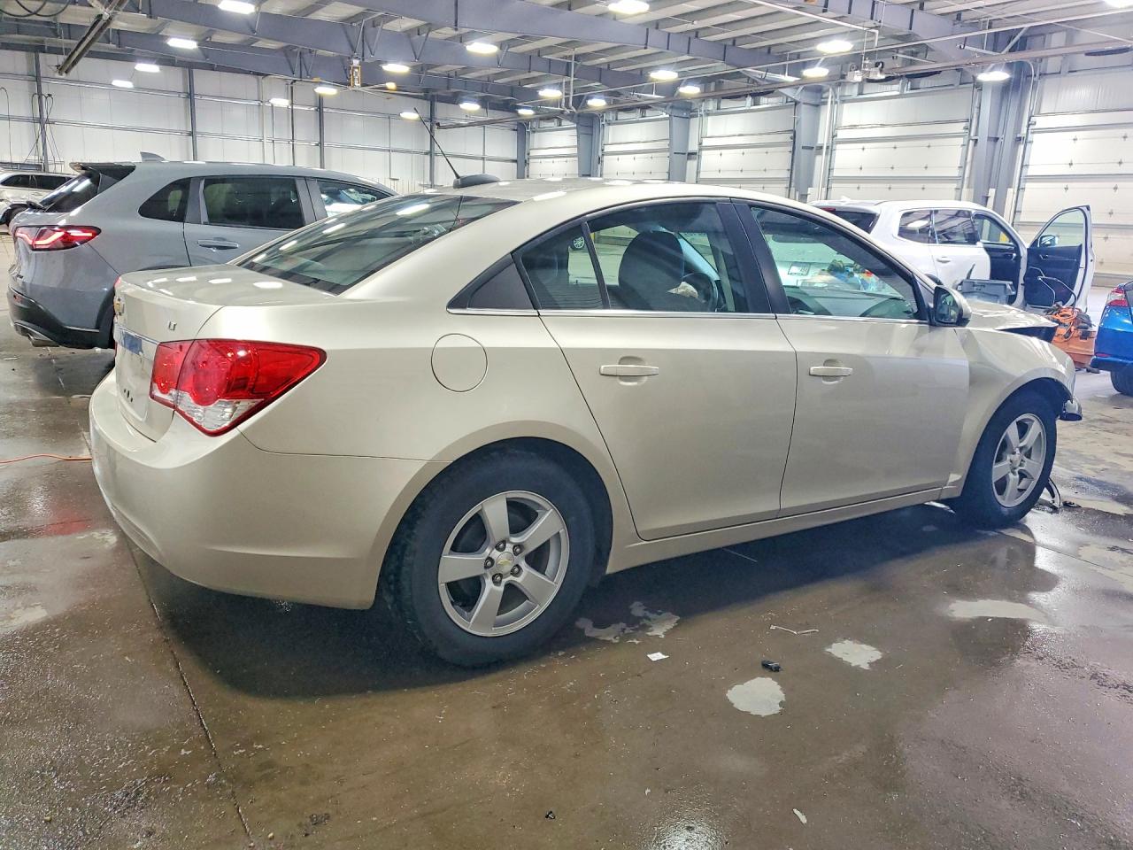 2016 CHEVROLET CRUZE LIMITED LT photo 5