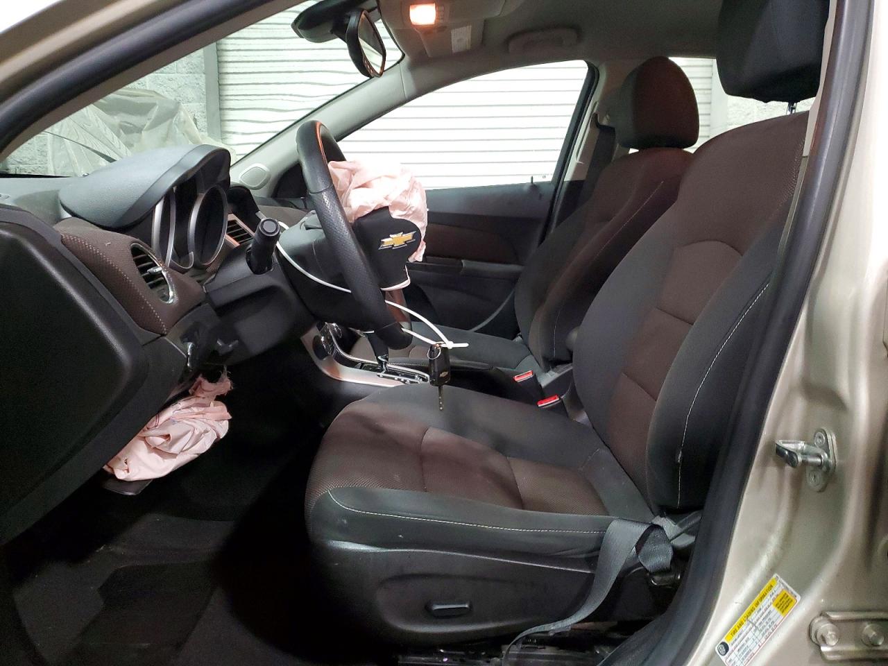 2016 CHEVROLET CRUZE LIMITED LT photo 13