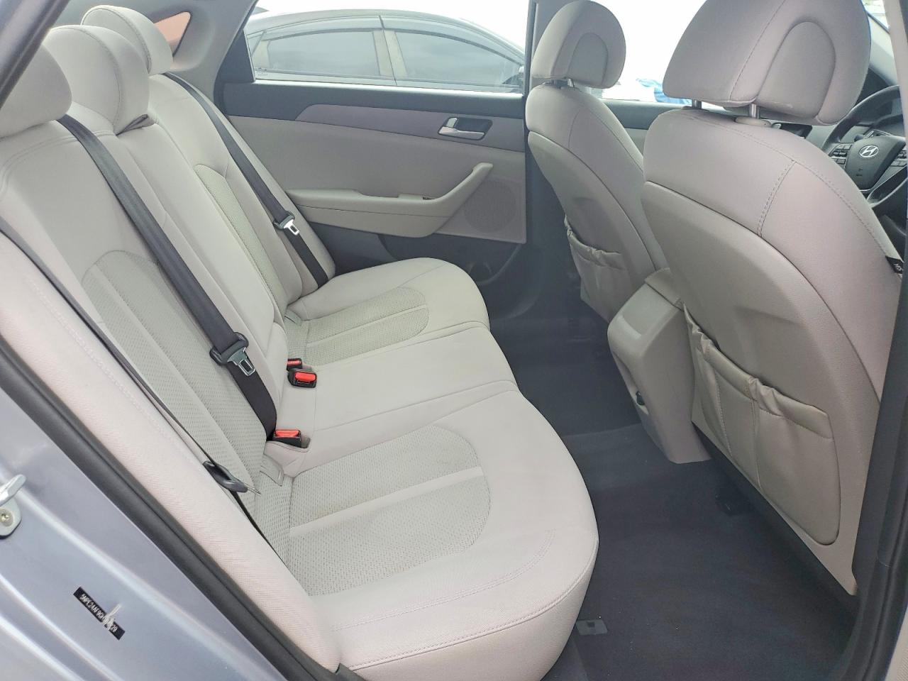 2016 HYUNDAI SONATA SE photo 10