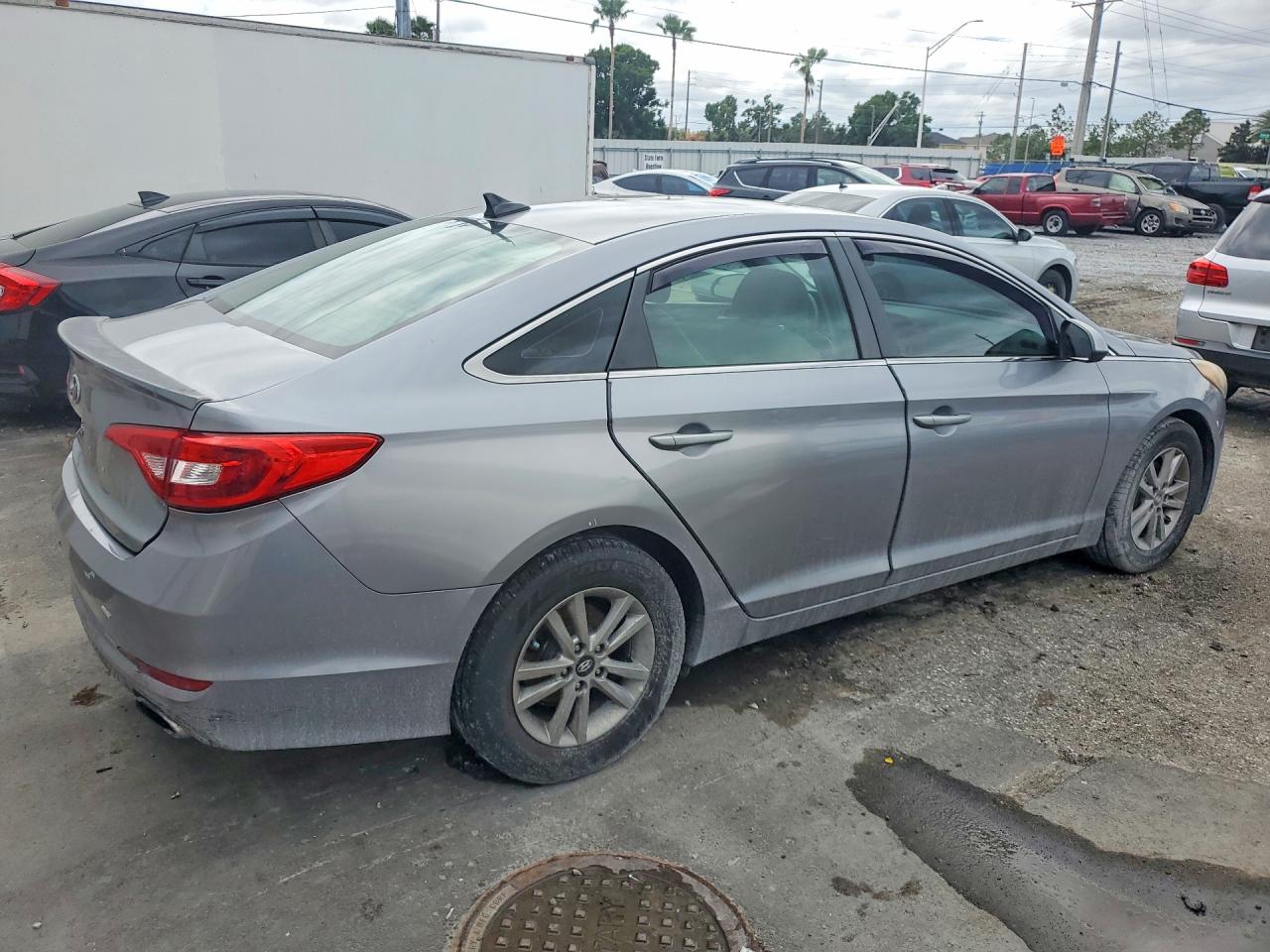 2016 HYUNDAI SONATA SE photo 3