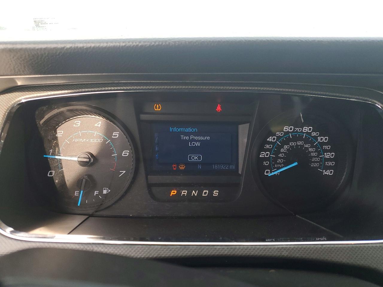 2015 FORD TAURUS SE photo 25