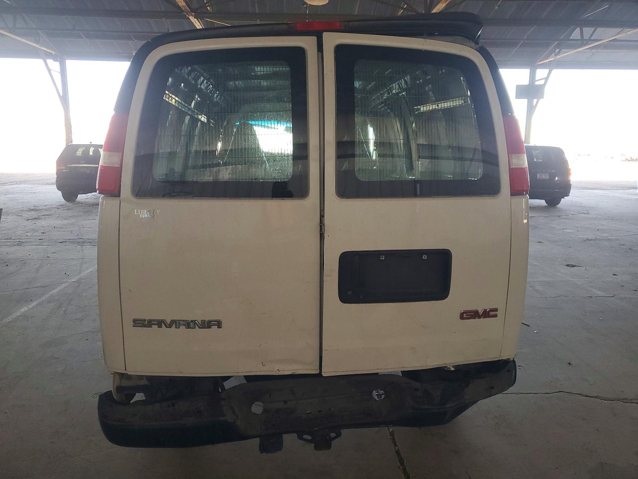 2017 GMC SAVANA 2500 CARGO DELIVERY VAN photo 6