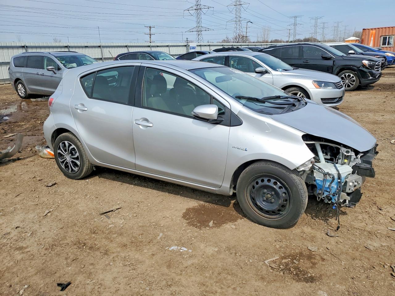 2012 TOYOTA PRIUS C TWO photo 7