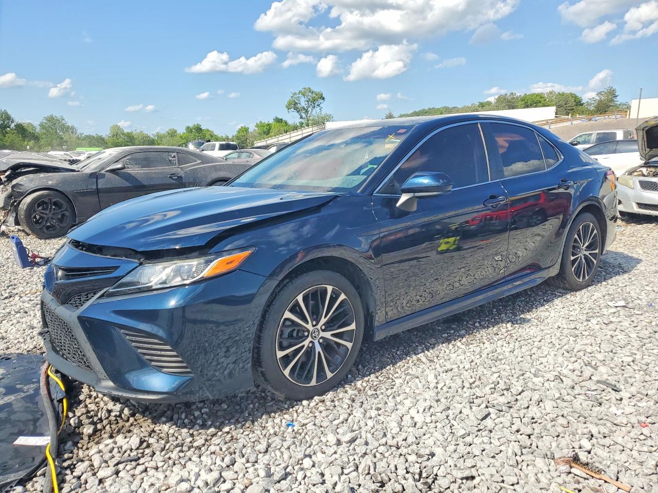 2019 TOYOTA CAMRY
