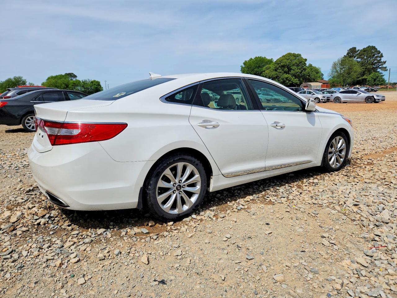 2013 HYUNDAI AZERA BASE photo 5