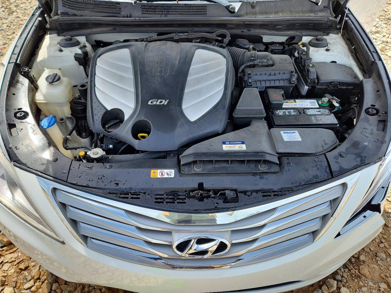 2013 HYUNDAI AZERA BASE photo 21