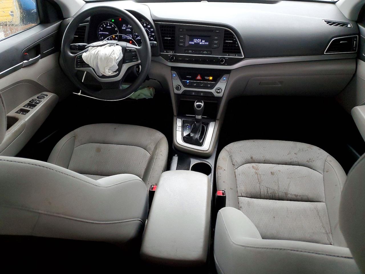 2017 HYUNDAI ELANTRA SE photo 22