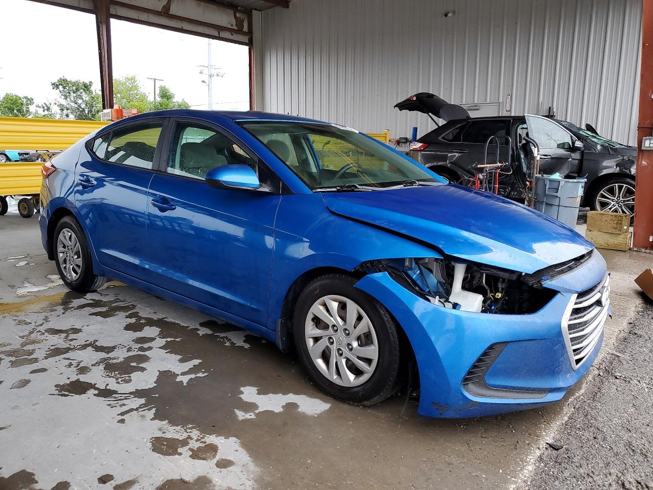 2017 HYUNDAI ELANTRA SE photo 10