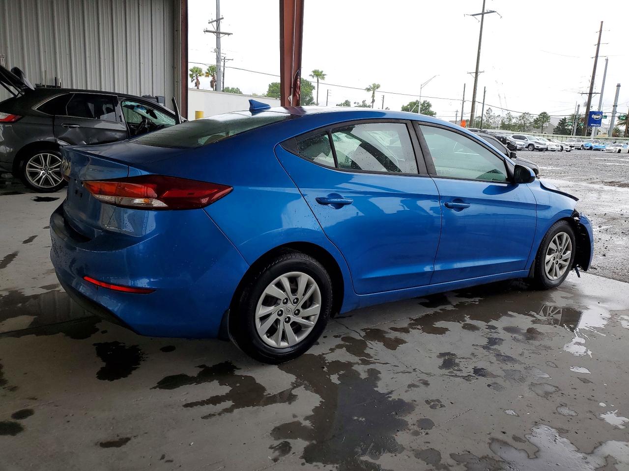 2017 HYUNDAI ELANTRA SE photo 7
