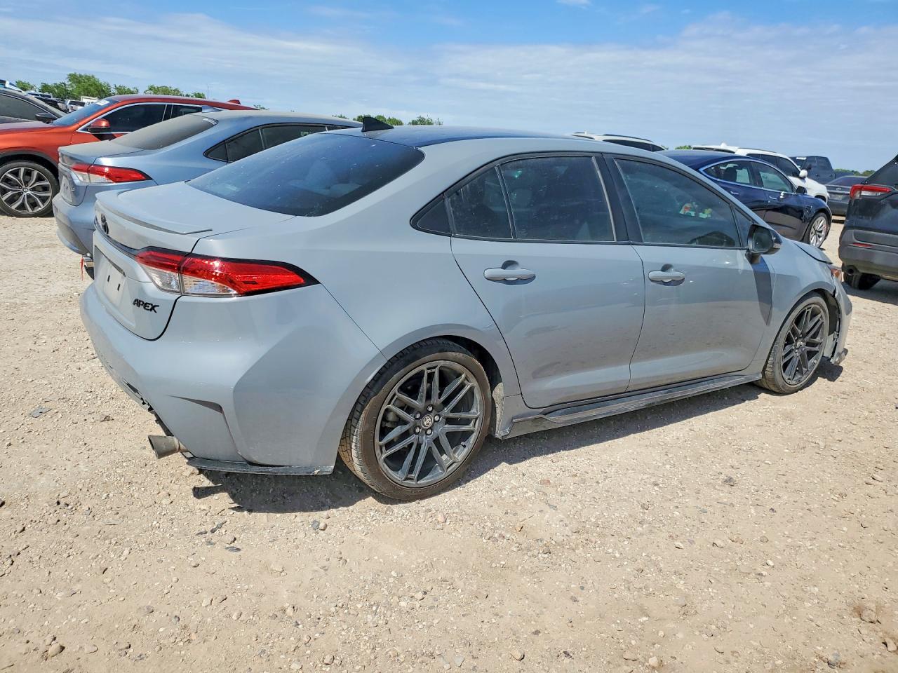 2021 TOYOTA COROLLA photo 7