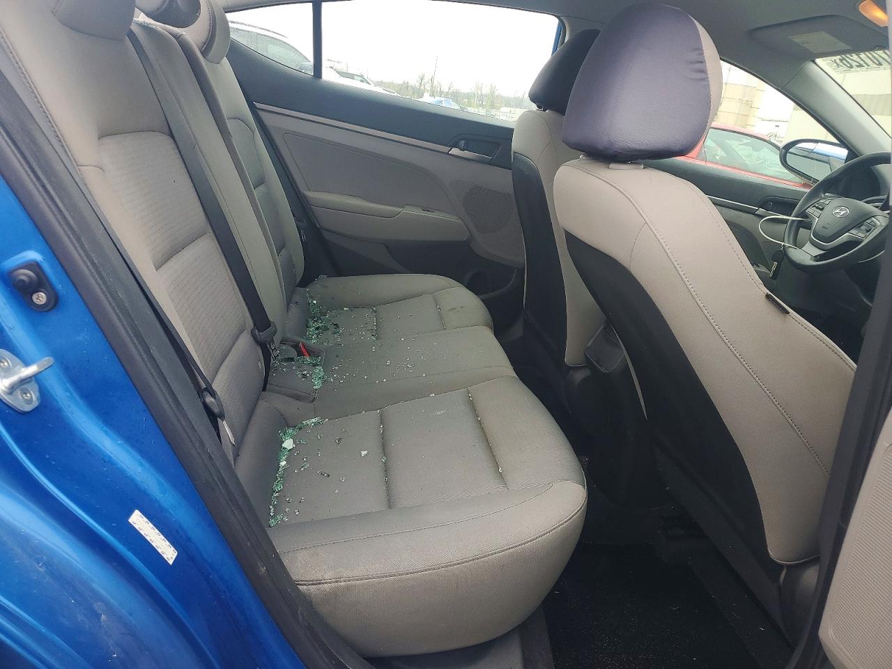 2017 HYUNDAI ELANTRA SE photo 28
