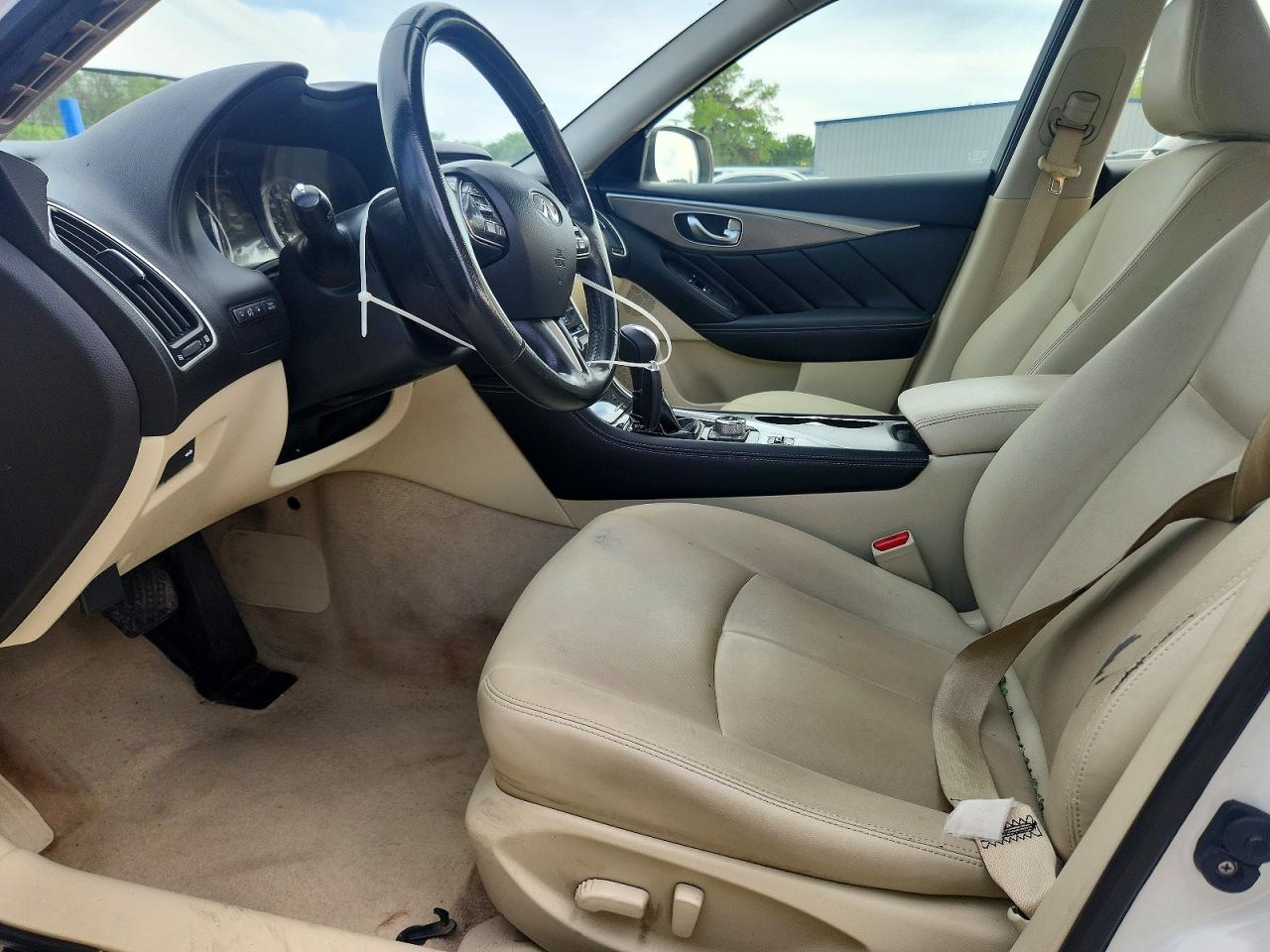 2015 INFINITI Q50 PREMIUM photo 13
