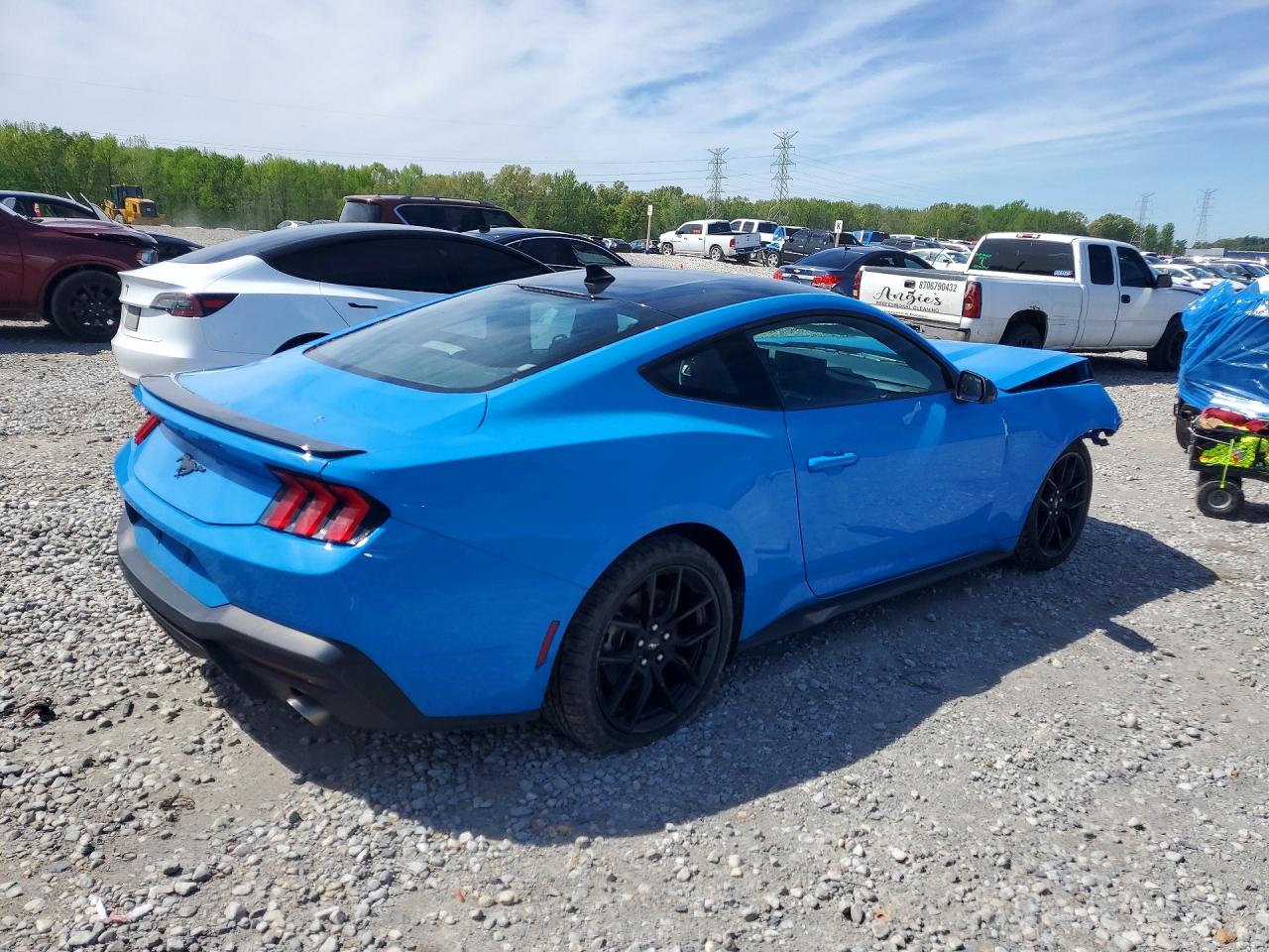 2024 FORD MUSTANG photo 7