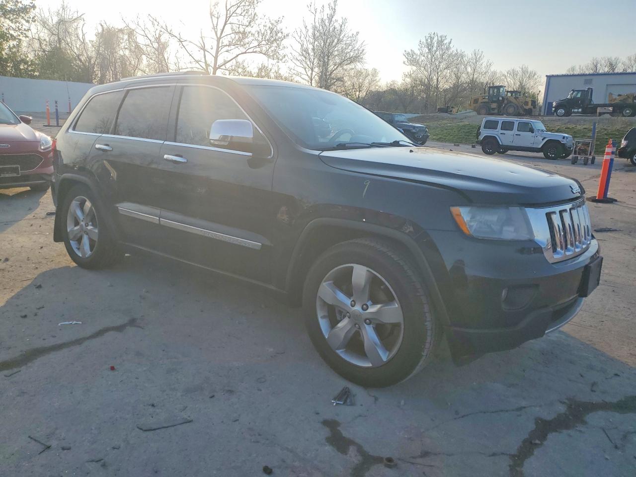 2012 JEEP GRAND CHEROKEE OVERLAND photo 7