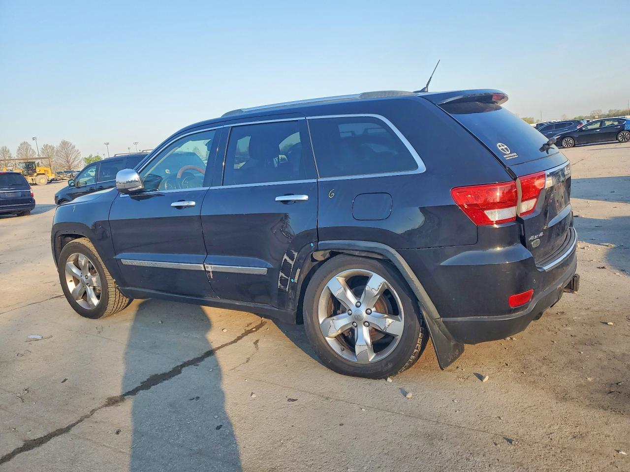 2012 JEEP GRAND CHEROKEE OVERLAND photo 3