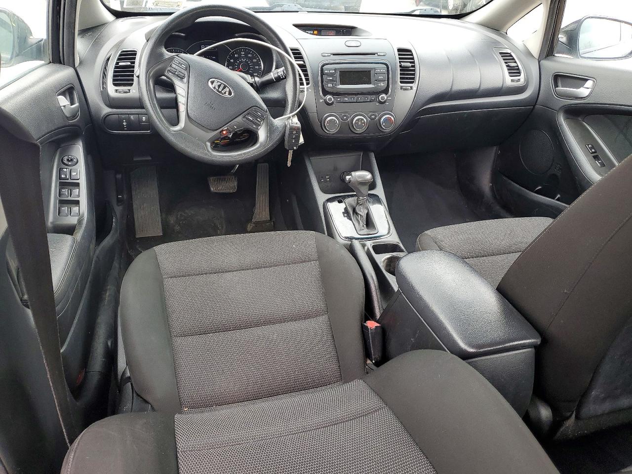 2018 KIA FORTE LX photo 8