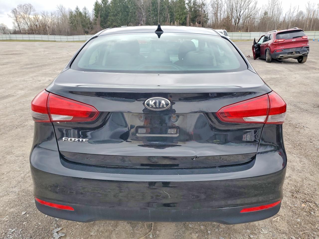 2018 KIA FORTE LX photo 6