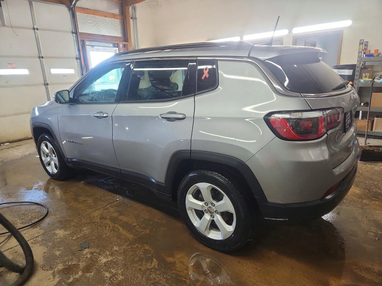 2019 JEEP COMPASS LATITUDE photo 3
