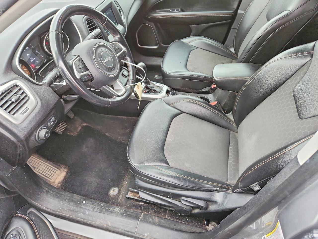 2019 JEEP COMPASS LATITUDE photo 13