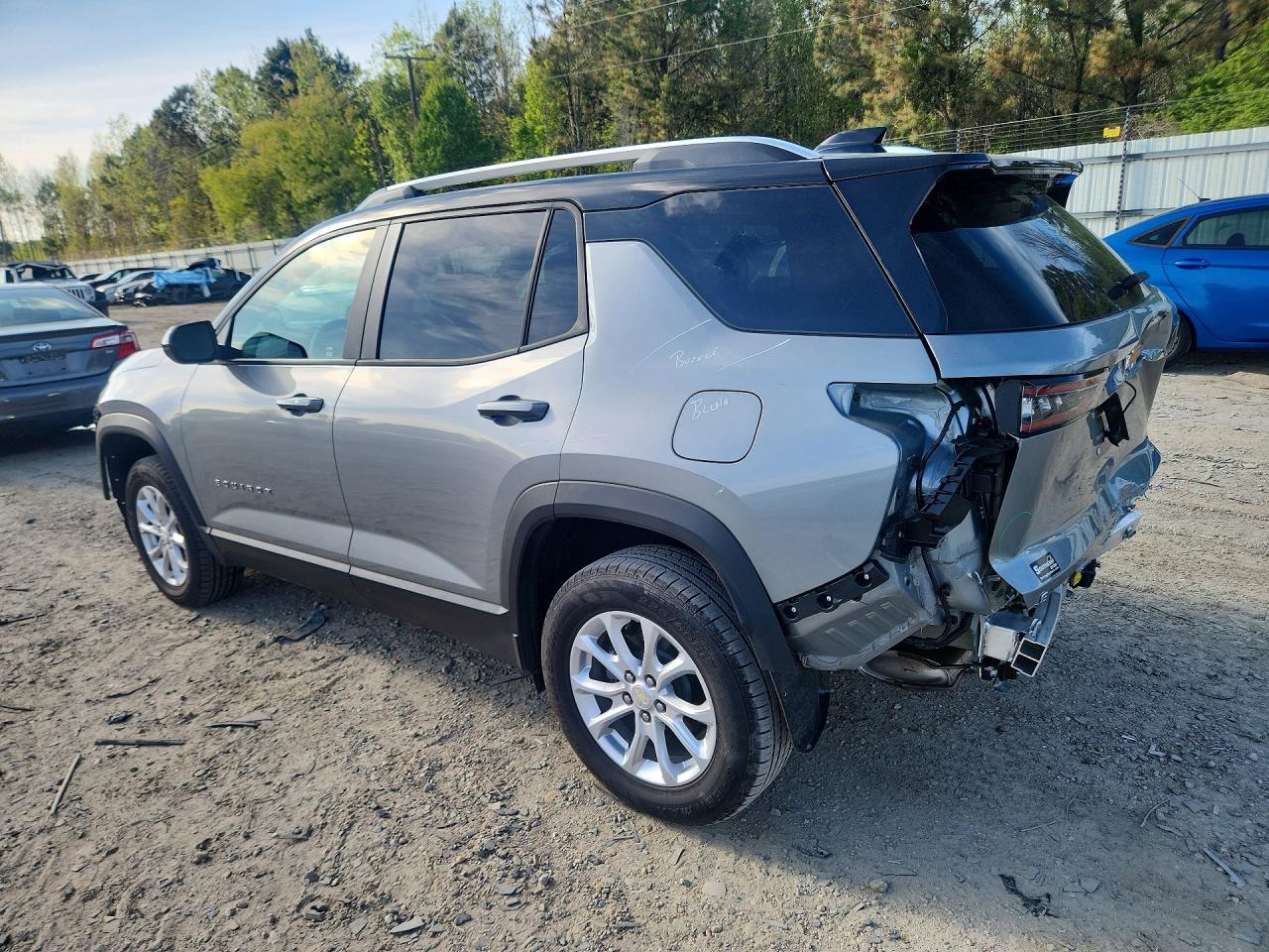 2026 CHEVROLET EQUINOX LT photo 3