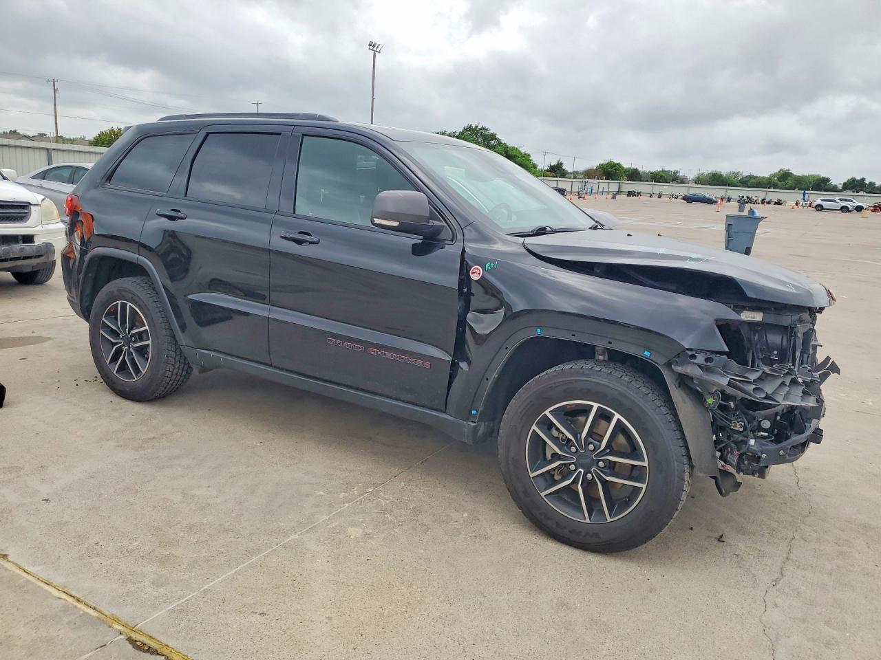 2019 JEEP GRAND CHEROKEE TRAILHAWK photo 7