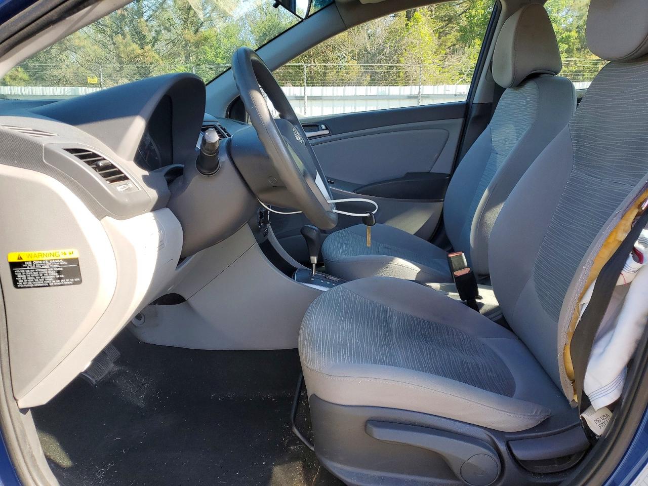 2017 HYUNDAI ACCENT SE photo 13
