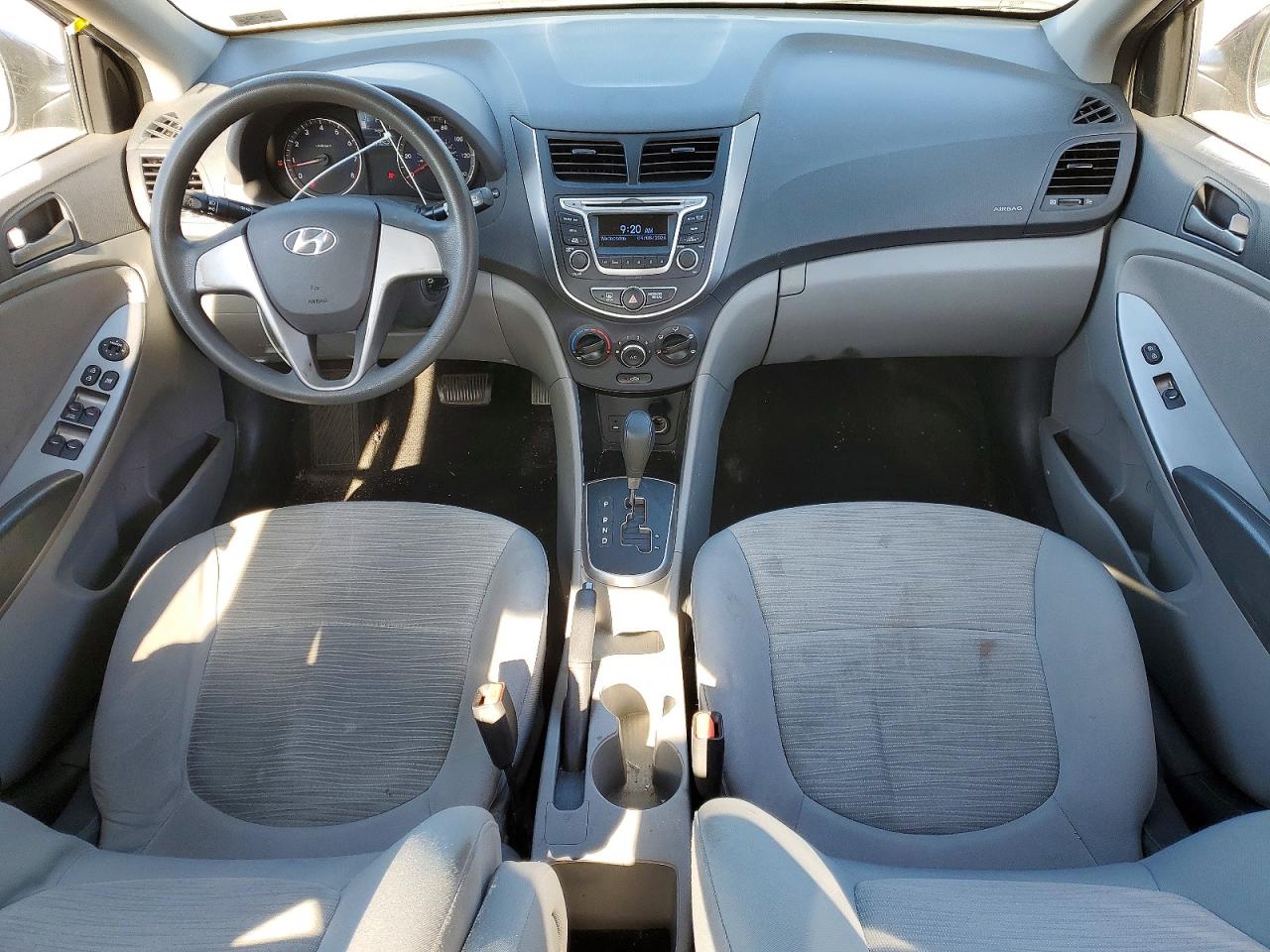 2017 HYUNDAI ACCENT SE photo 15
