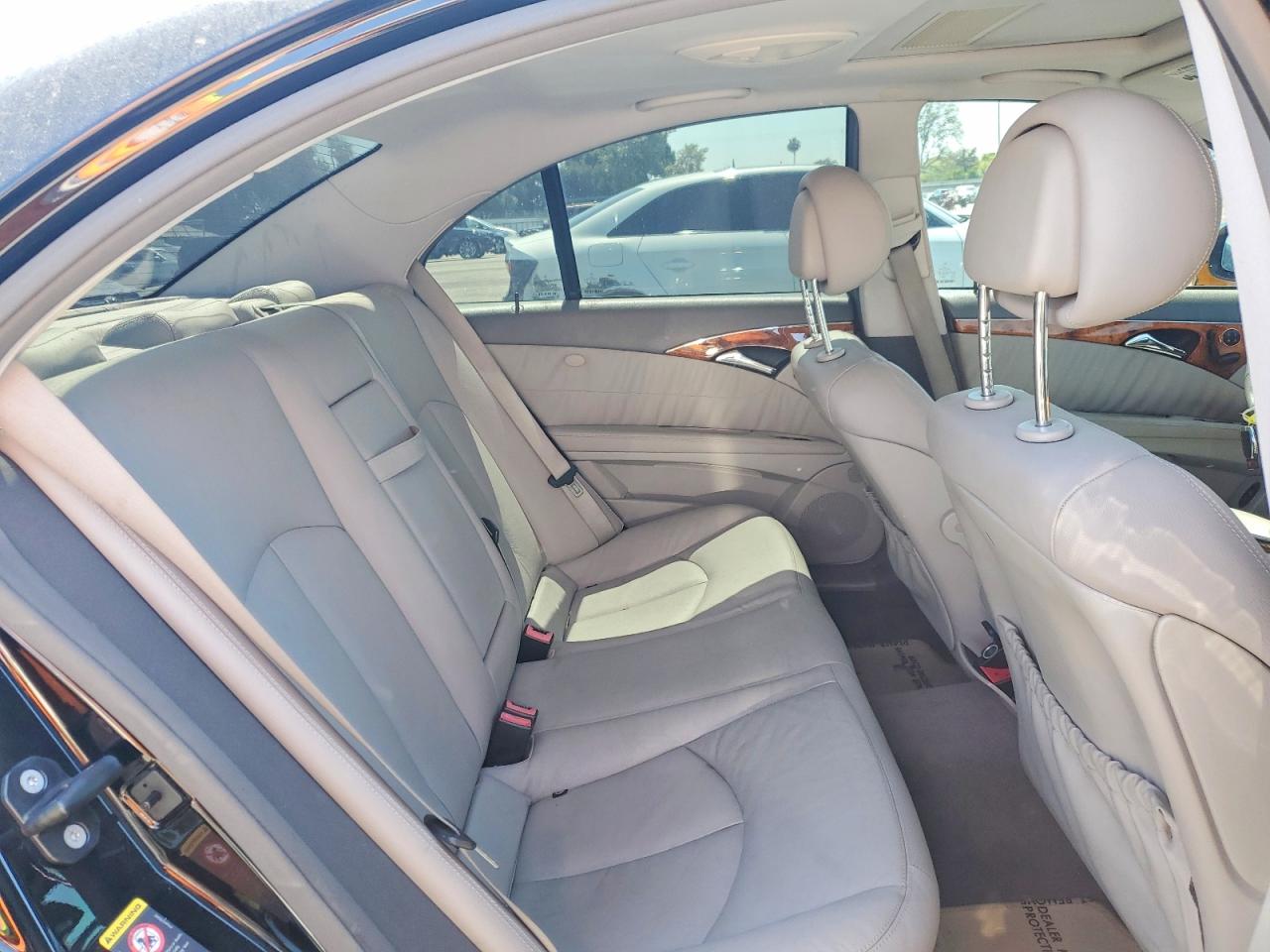 2009 MERCEDES-BENZ E 350 photo 19