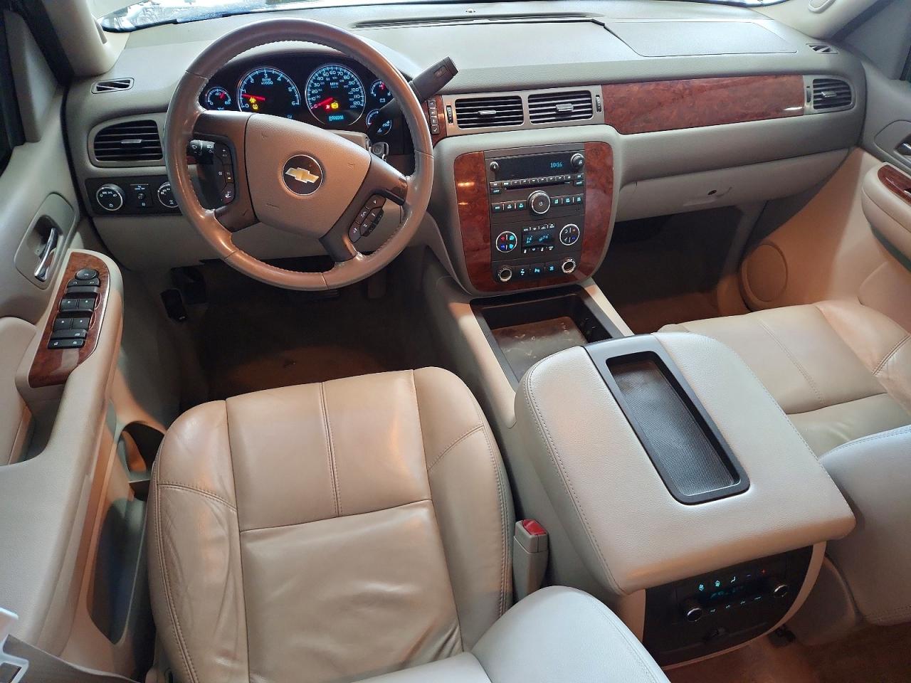 2009 CHEVROLET SUBURBAN K1500 LT photo 22