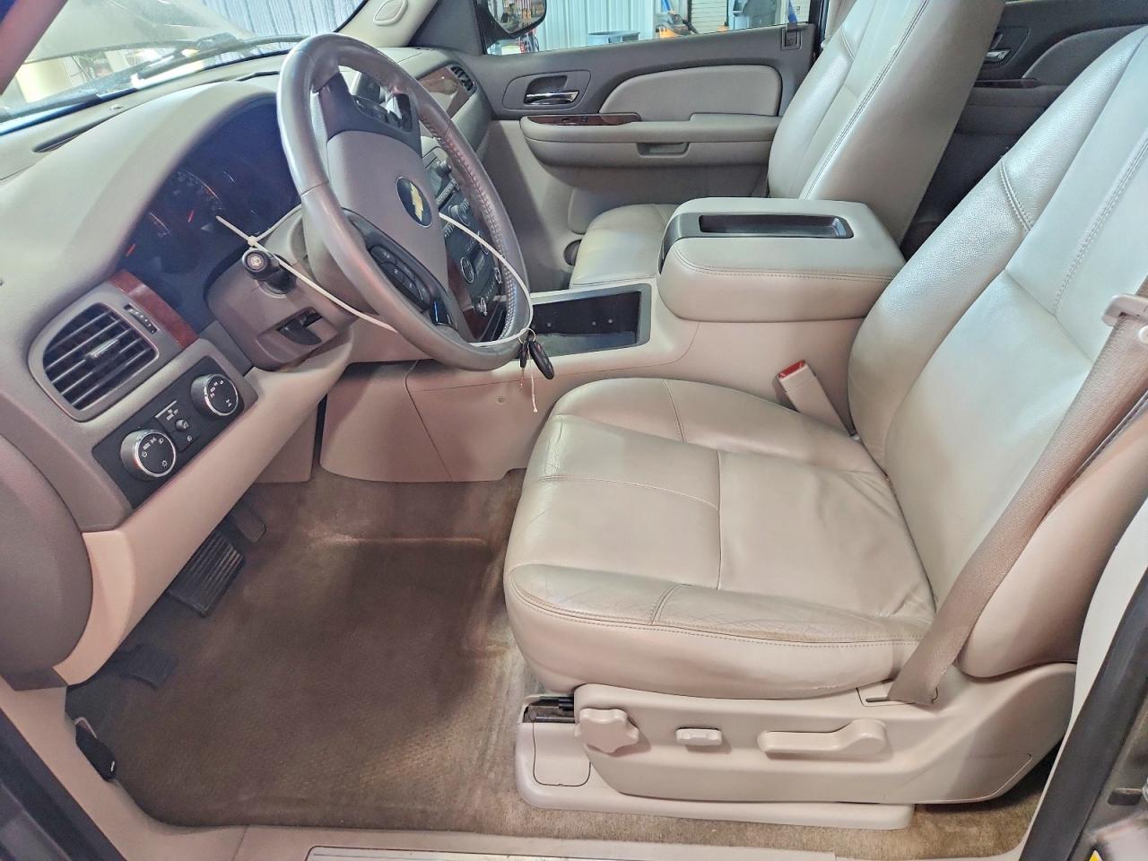 2009 CHEVROLET SUBURBAN K1500 LT photo 19