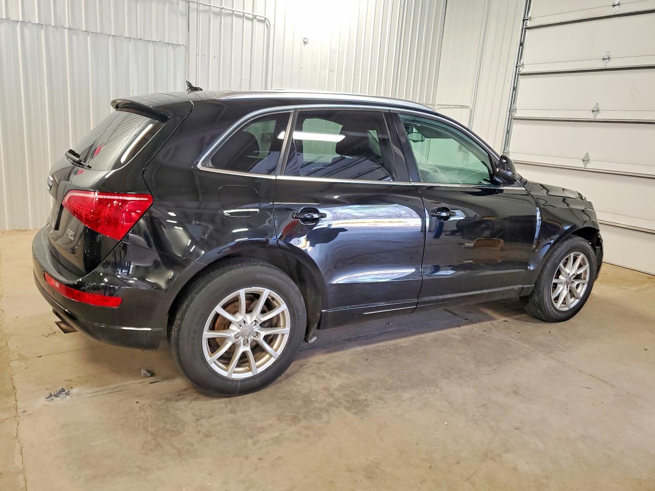 2012 AUDI Q5 PREMIUM PLUS photo 5
