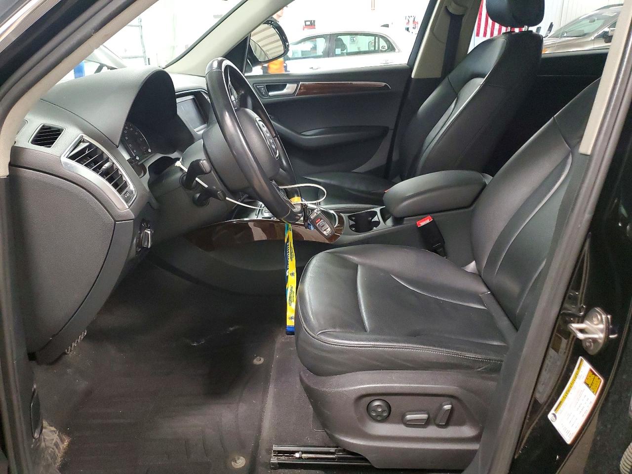 2012 AUDI Q5 PREMIUM PLUS photo 13