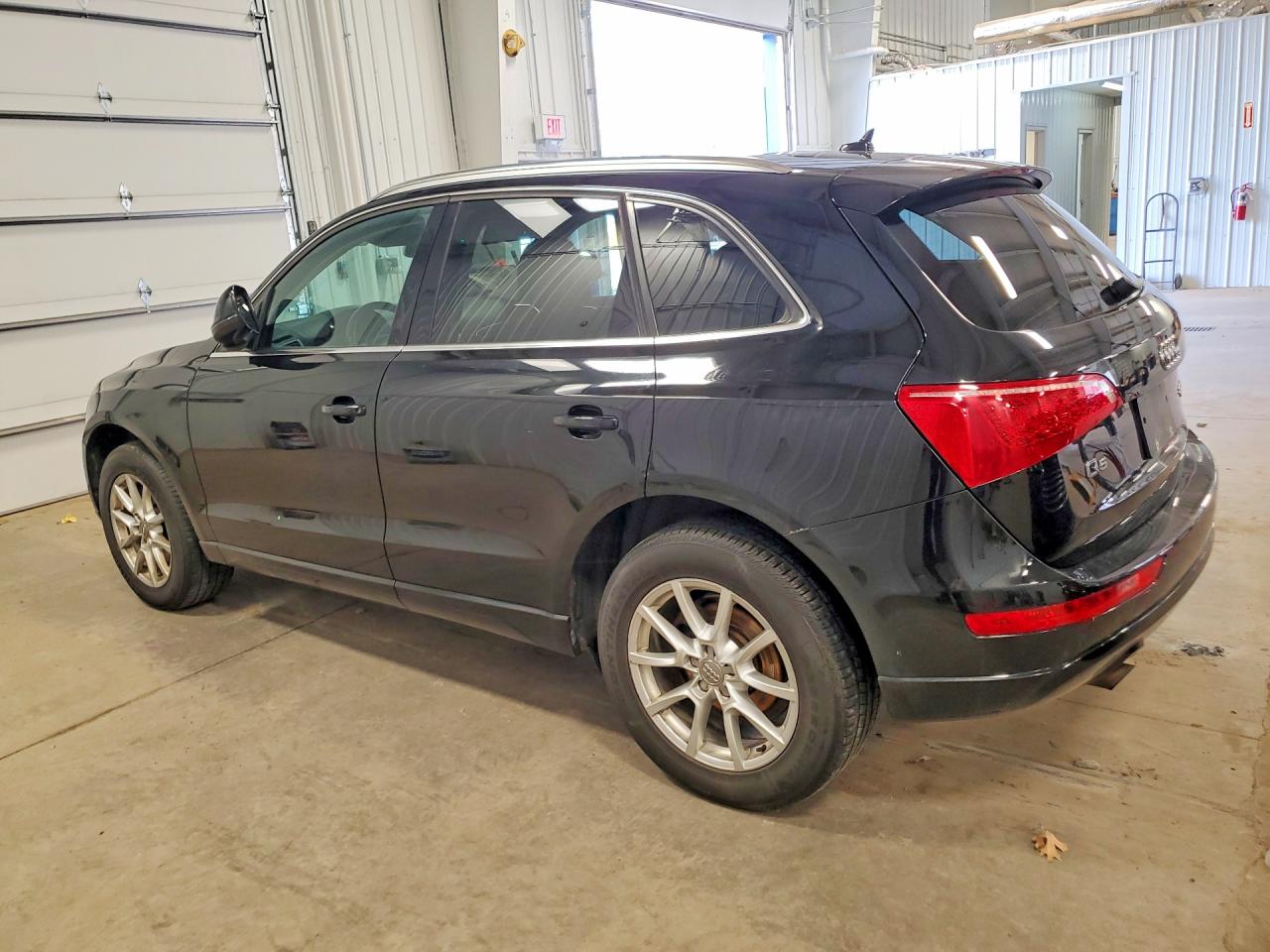 2012 AUDI Q5 PREMIUM PLUS photo 3