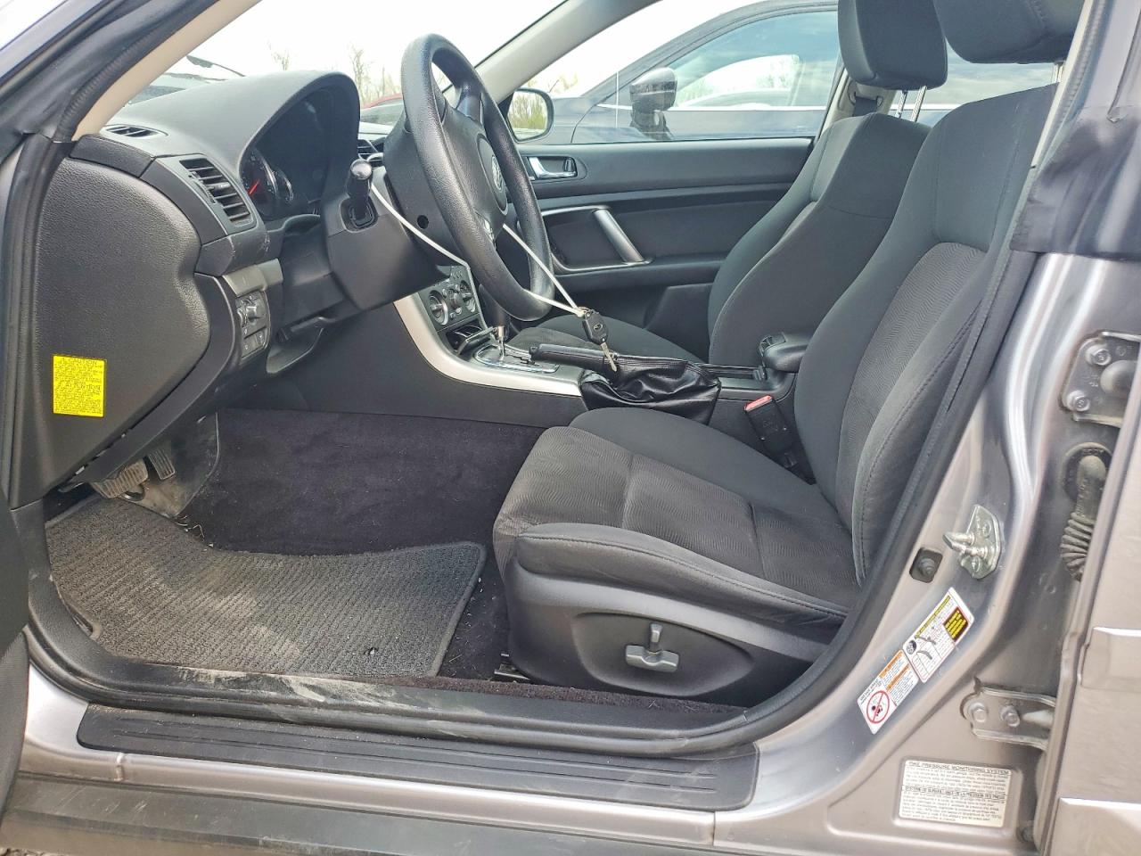 2009 SUBARU OUTBACK 2.5I photo 13