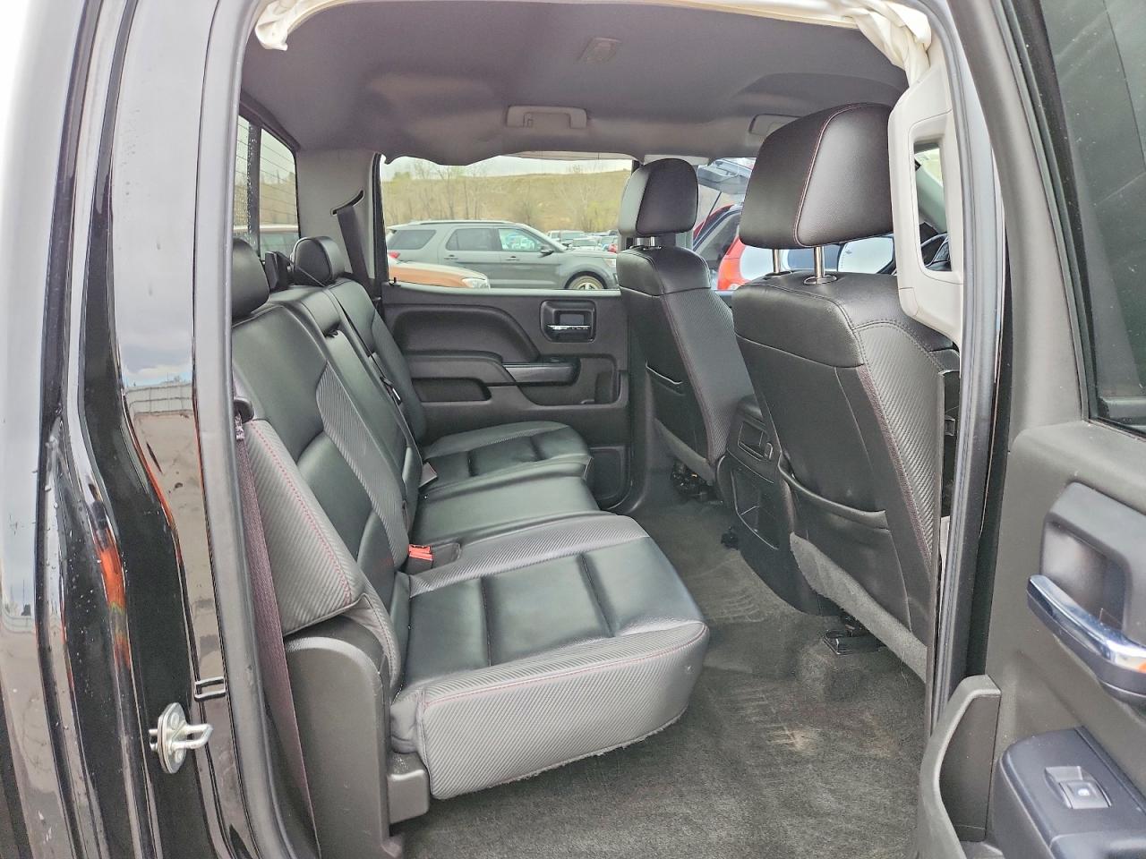 2017 GMC SIERRA K1500 SLT photo 10