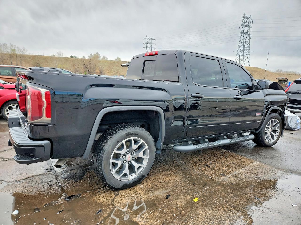 2017 GMC SIERRA K1500 SLT photo 3