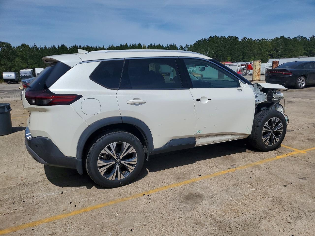 2021 NISSAN ROGUE photo 5