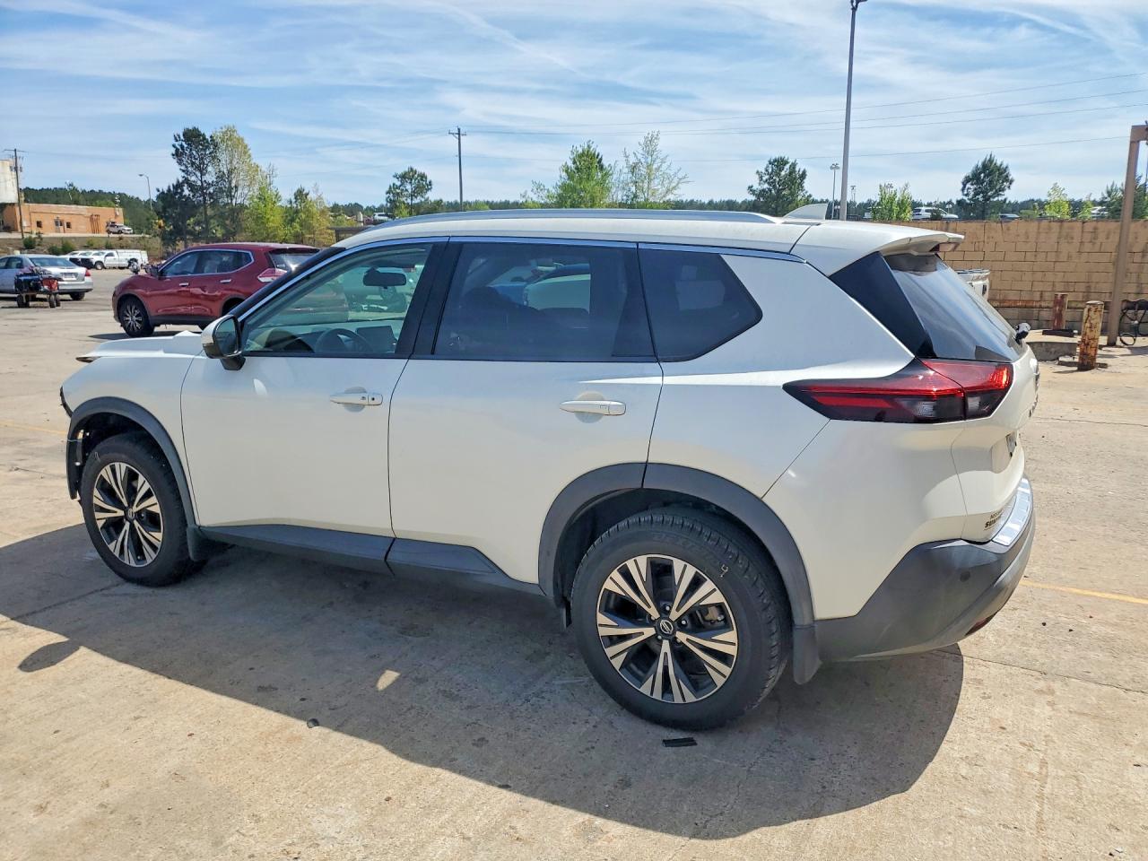 2021 NISSAN ROGUE photo 3