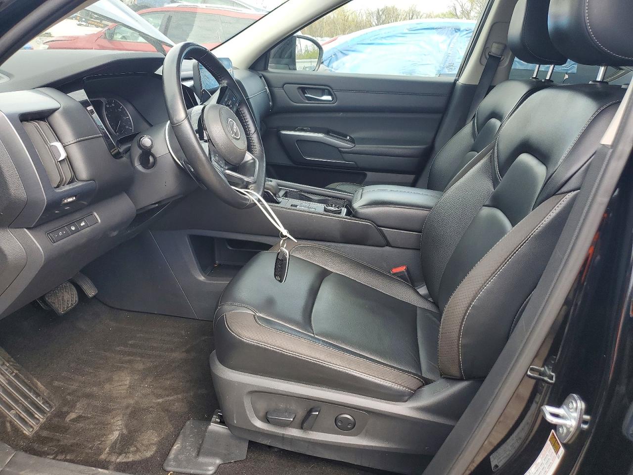 2023 NISSAN PATHFINDER SL photo 19