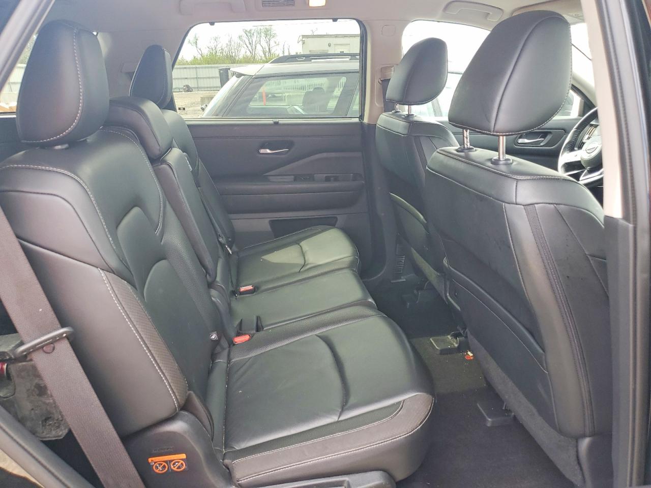 2023 NISSAN PATHFINDER SL photo 28