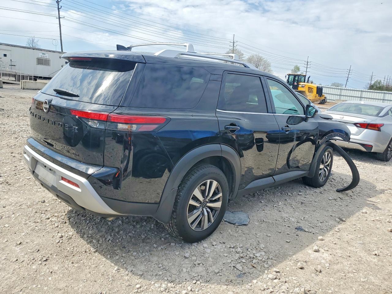 2023 NISSAN PATHFINDER SL photo 7