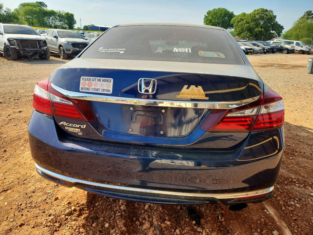 2017 HONDA ACCORD LX photo 11