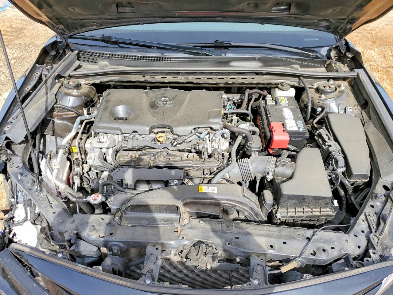 2021 TOYOTA CAMRY LE photo 31
