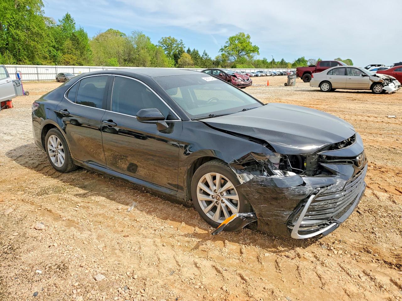 2021 TOYOTA CAMRY LE photo 10