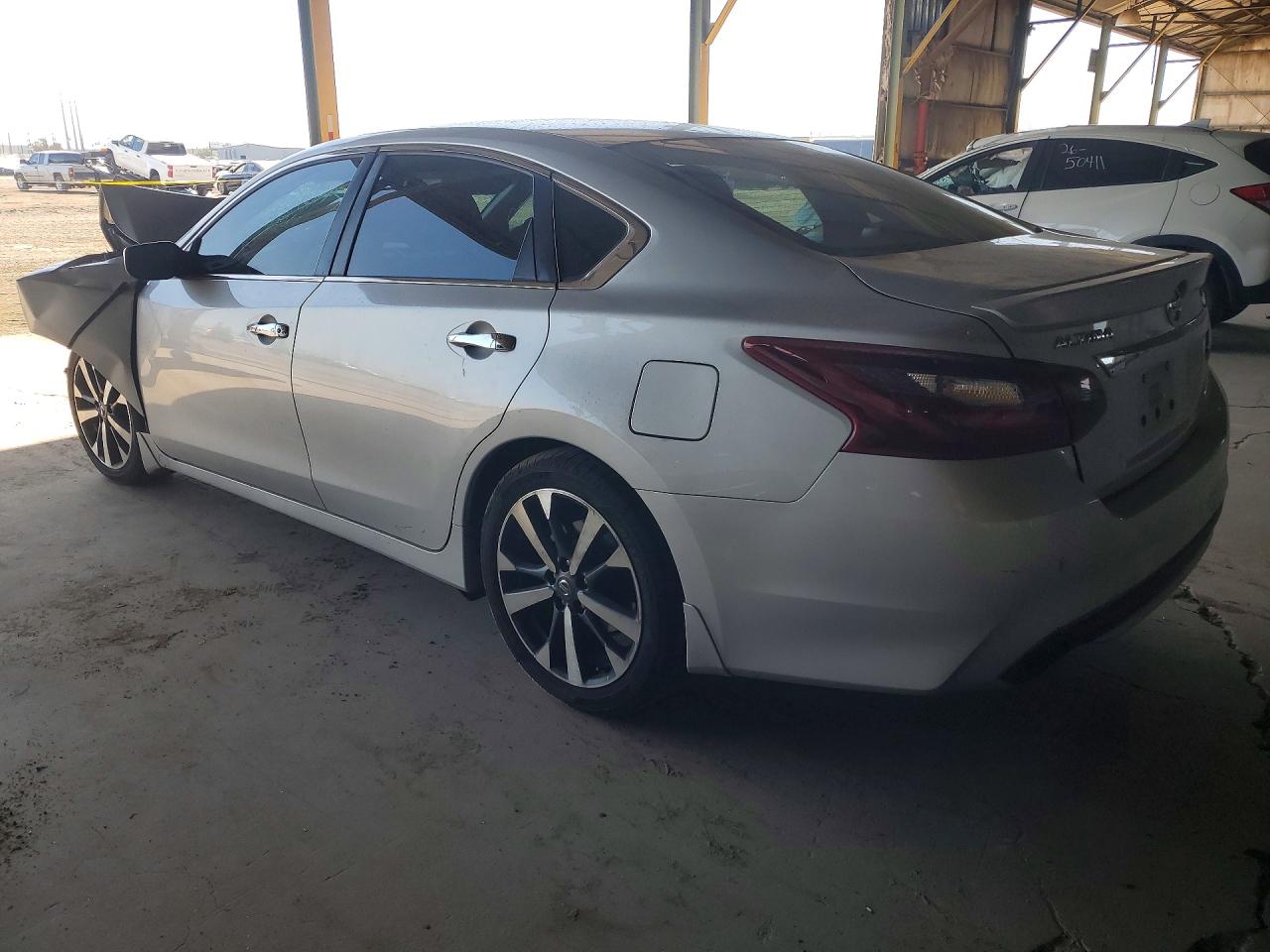 2017 NISSAN ALTIMA 2.5 SR photo 3